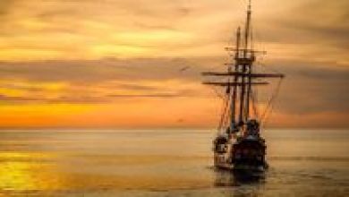 Kapal misterius terdampar di pantai Garut, polisi turun tangan Kapal misterius terdampar di pantai Garut, polisi turun tangan