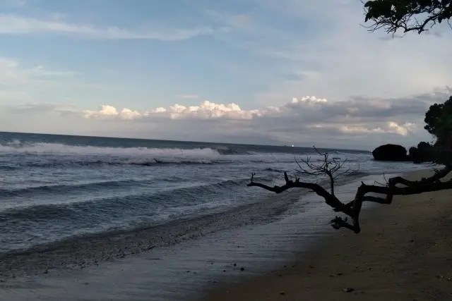 Hal menarik yang bisa dilakukan di Pantai Pasir Dua