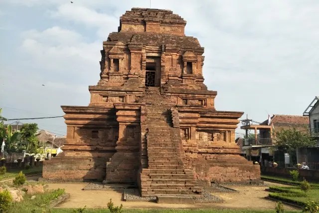 Sejarah Pura Gunung Gangsir