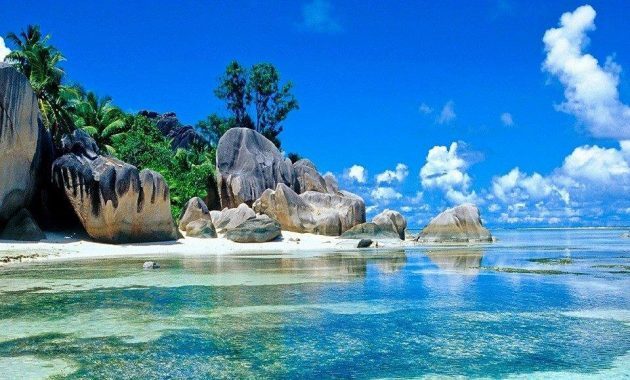 10 Paket Wisata Belitung Rp.325.000 3 Hari 2 Malam 10 Paket Wisata Belitung Rp.325.000 3 Hari 2 Malam