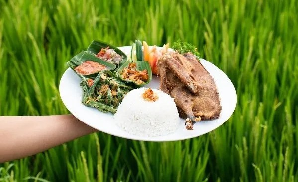 12 Pilihan Menu Favorit Pelanggan di Bebek Tepi Sawah 12 Pilihan Menu Favorit Pelanggan di Bebek Tepi Sawah