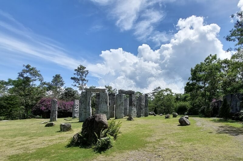 Wisata Stonehenge Jogja Wisata Stonehenge Jogja