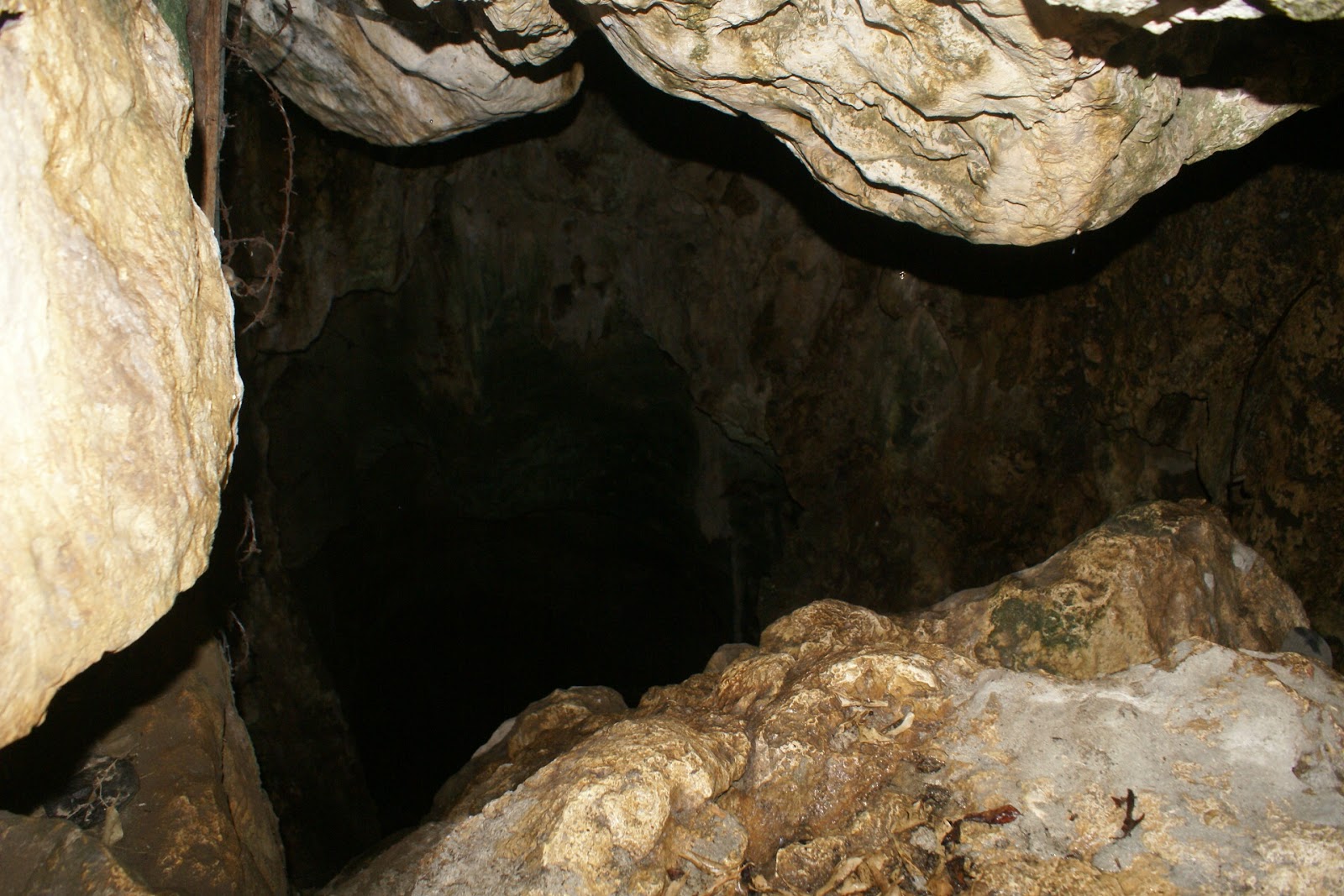 Gua Bima: Harga Tiket, Foto, Lokasi, Fasilitas dan Spot Gua Bima: Harga Tiket, Foto, Lokasi, Fasilitas dan Spot