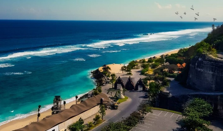 Pantai Melasti: harga tiket, foto, lokasi, fasilitas dan spot Pantai Melasti: harga tiket, foto, lokasi, fasilitas dan spot