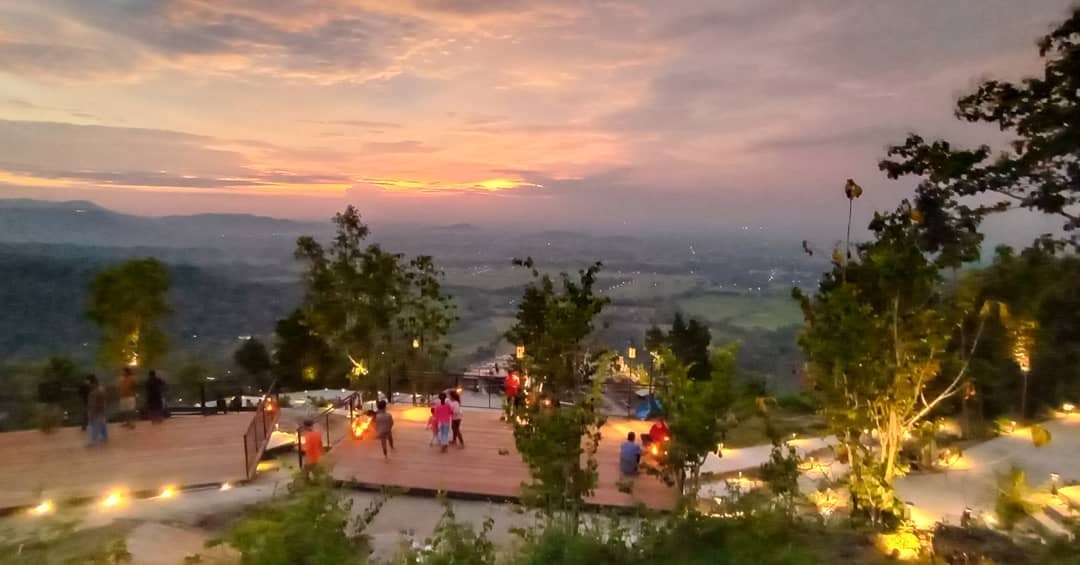Obelix Hills Sunset View Jogja – Review Lokasi dan Harga Tiket Obelix Hills Sunset View Jogja – Review Lokasi dan Harga Tiket