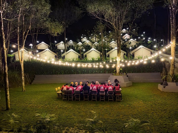 GLAMPING MENOREH Kulon Progo, Harga & Fasilitas GLAMPING MENOREH Kulon Progo, Harga & Fasilitas