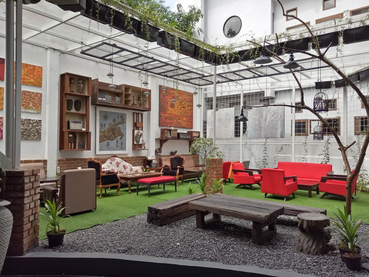 Keindahan salah satu sudut kafe Museum Barli